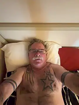 Caesar_Baxter Pertunjukan Webcam