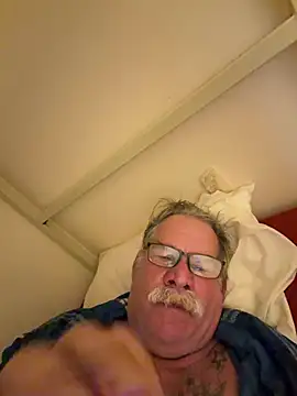 Caesar_Baxter Pertunjukan Webcam
