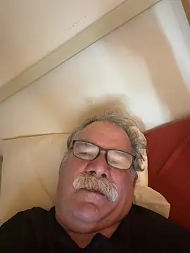Caesar_Baxter's Webcam Show