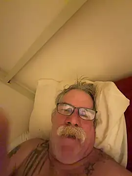 Caesar_Baxter Show Webcam