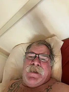 Pokazy przed kamerką – Caesar_Baxter