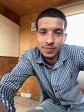 Show de Guillermo618 na webcam
