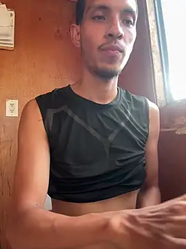 Guillermo618 Show in webcam