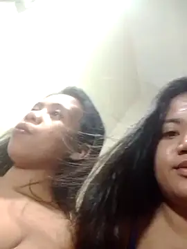 PUSSYLICIOUSMMM's Live Chat Room