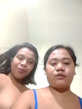 PUSSYLICIOUSMMM Pertunjukan Webcam