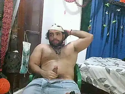 Bearmachin Adlı Modelin Web Kamerası Şovu