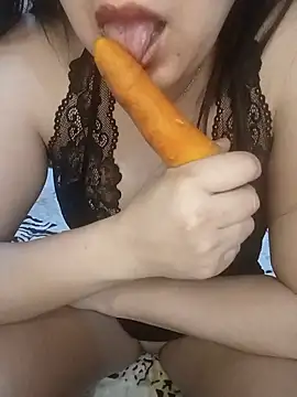 Nour20004's Live XXX Chat
