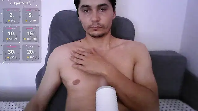 Show modela David_storm na web-kameri