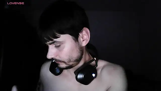 Show modela David_storm na web-kameri