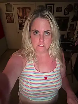 הופעת וובקאם של Milfshaker50