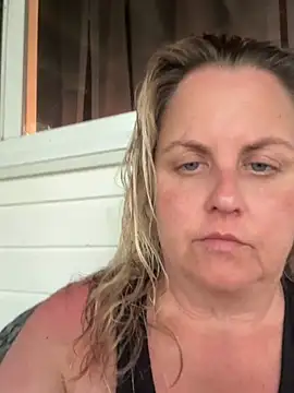 Milfshaker50's Webcam Show