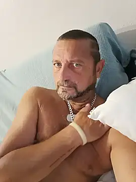 Pokazy przed kamerką – Frank20cmdura