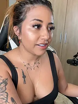 miaelite's Live XXX Chat