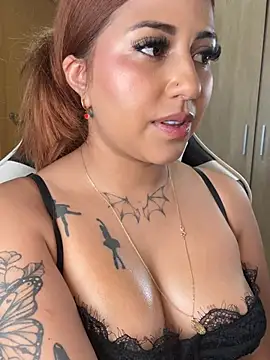 miaelite Adlı Modelin Canlı XXX Sohbeti