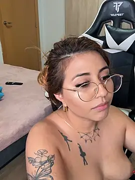 Chat XXX en directo de miaelite