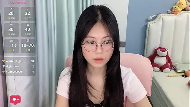 XXX chat uživo modela Luna-666