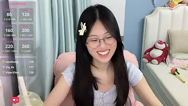 Luna-666 网络视讯表演