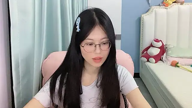 Luna-666 网络视讯表演