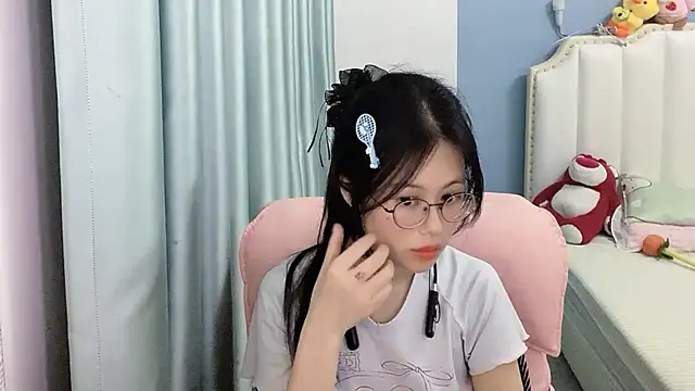 Luna-666 现场XXX聊天