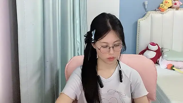 Luna-666 网络视讯表演