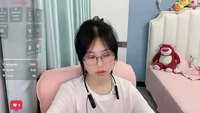 Chat XXX ao vivo de Luna-666