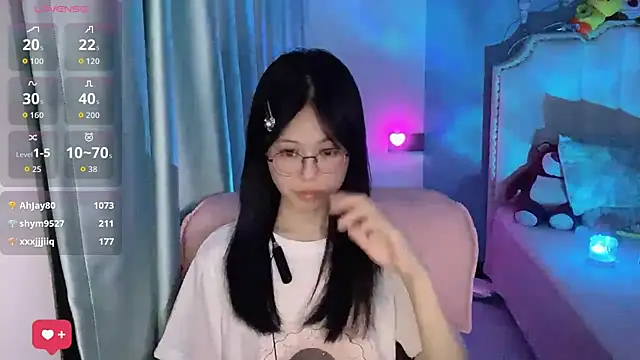 Luna-666's Webcam Show