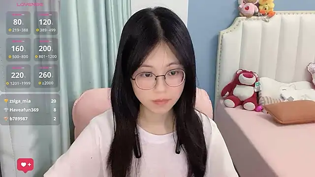 XXX chat uživo modela Luna-666