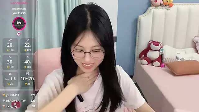 Luna-666's Live XXX Chat