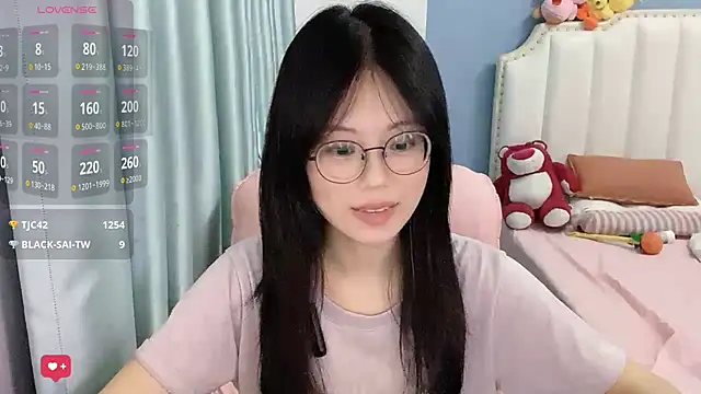 Chat XXX en directo de Luna-666