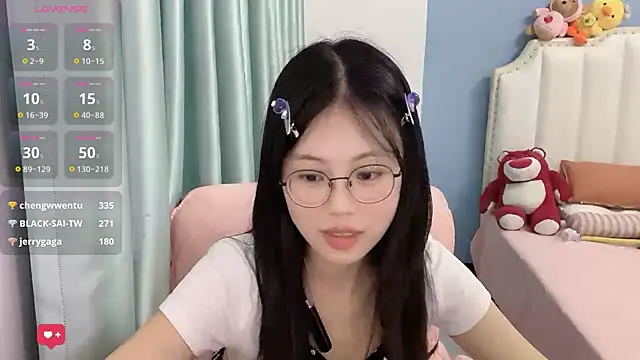 Luna-666 网络视讯表演