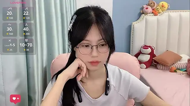 Chat XXX ao vivo de Luna-666