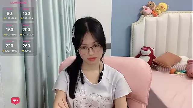 XXX chat uživo modela Luna-666