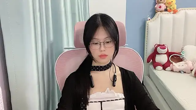 Luna-666 – Naživo XXX chat