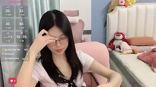 Luna-666 Webcamshow