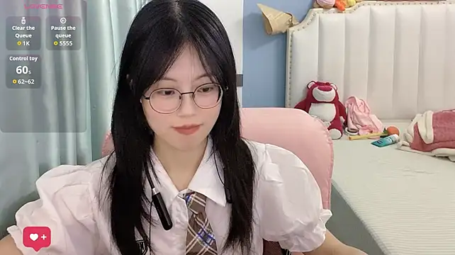 Luna-666 网络视讯表演