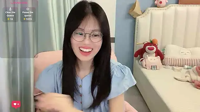 Chat +18 de Luna-666 ao vivo