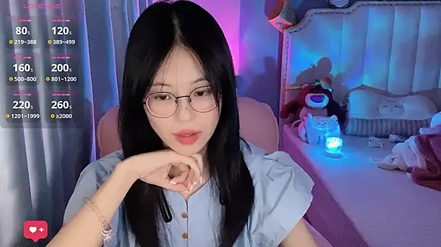 Luna-666 网络视讯表演