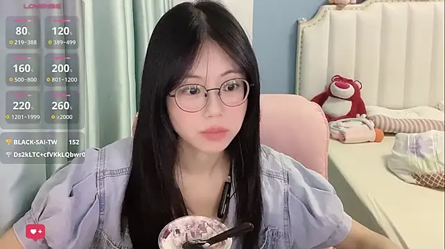 Luna-666 Chat XXX in diretta