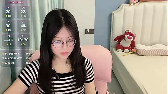 Luna-666 Obrolan Langsung XXX