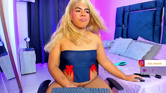 zoee_rose's Webcam Show