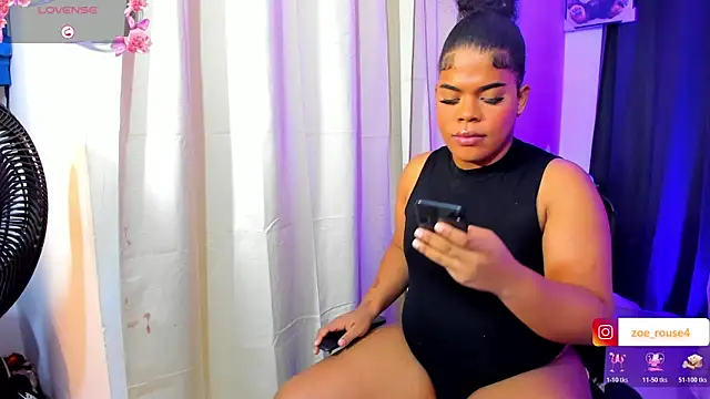 zoee_rose Adlı Modelin Web Kamerası Şovu