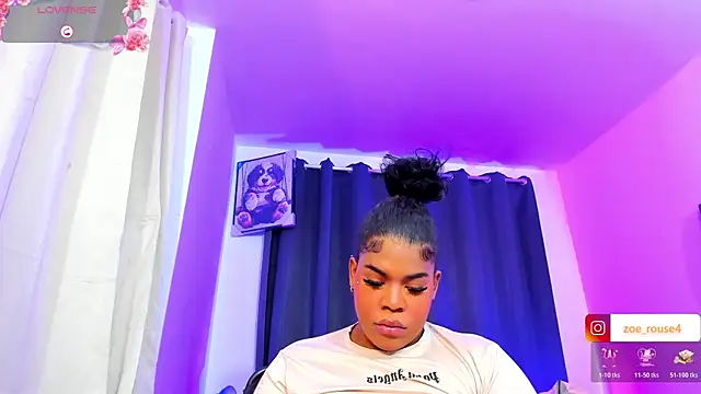 zoee_rose Adlı Modelin Web Kamerası Şovu