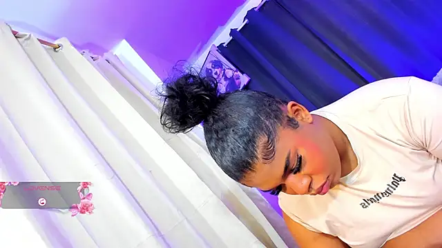 zoee_rose Show Webcam