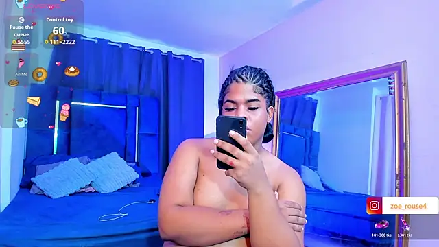 Pokazy przed kamerką – zoee_rose