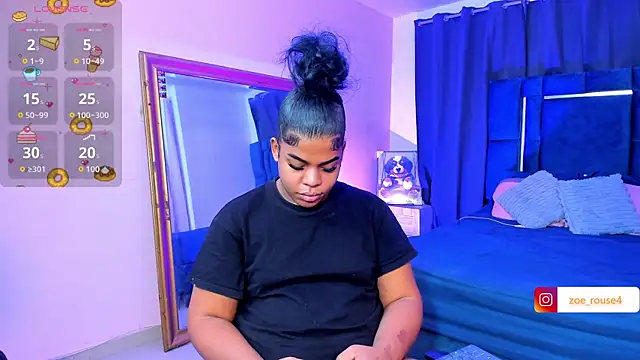 zoee_rose ওয়েবক্যাম শো