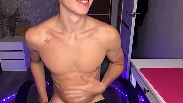 yyyyesssbb webcam show