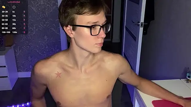 yyyyesssbb Show Webcam