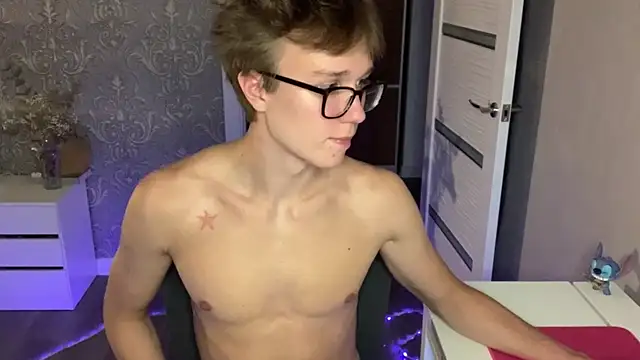 عرض كام yyyyesssbb