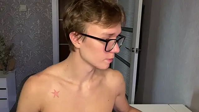 عرض كام yyyyesssbb