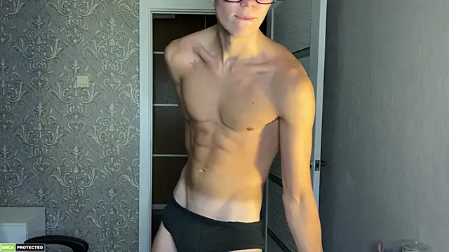 Webkamerová show yyyyesssbb